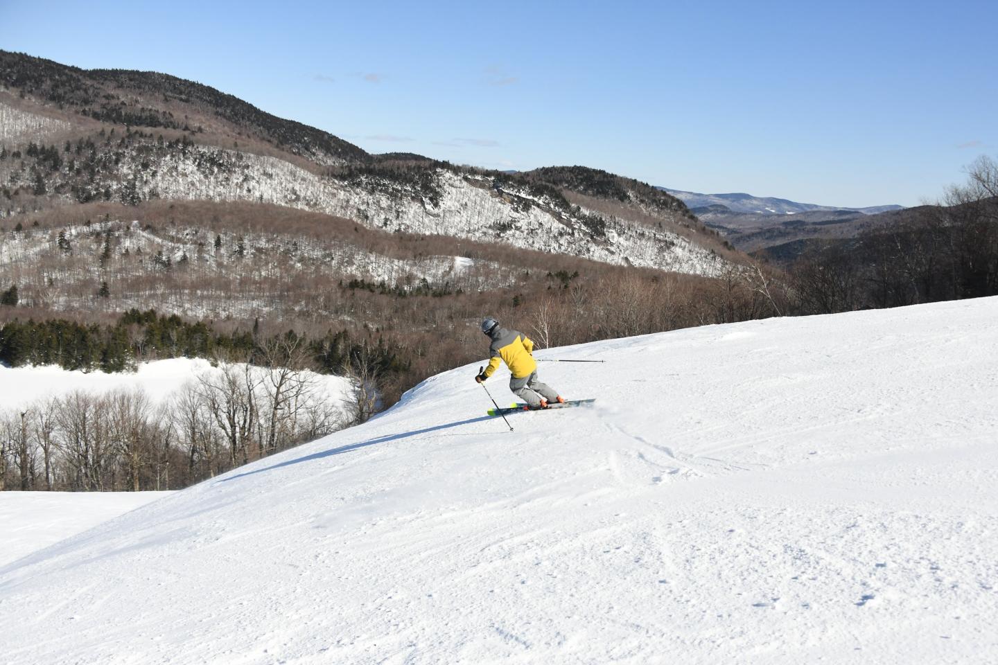 skier making a turn