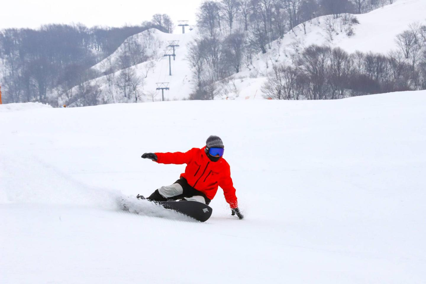 Snowboarder at Ninox Snow Resort