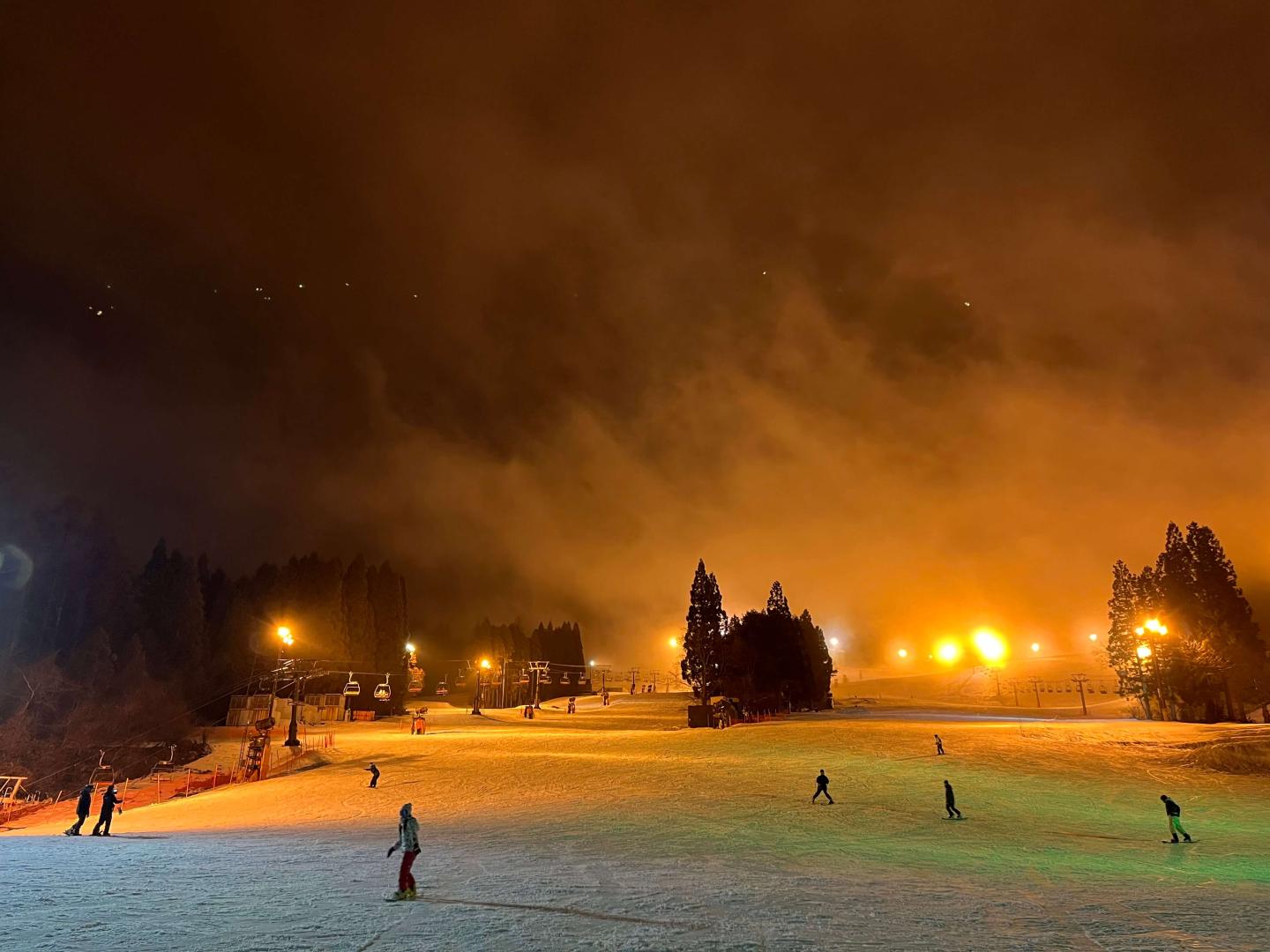 Washigatake Ski Resort at night