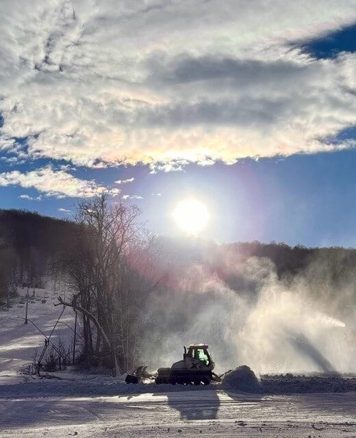 Hunt Hollow groomer