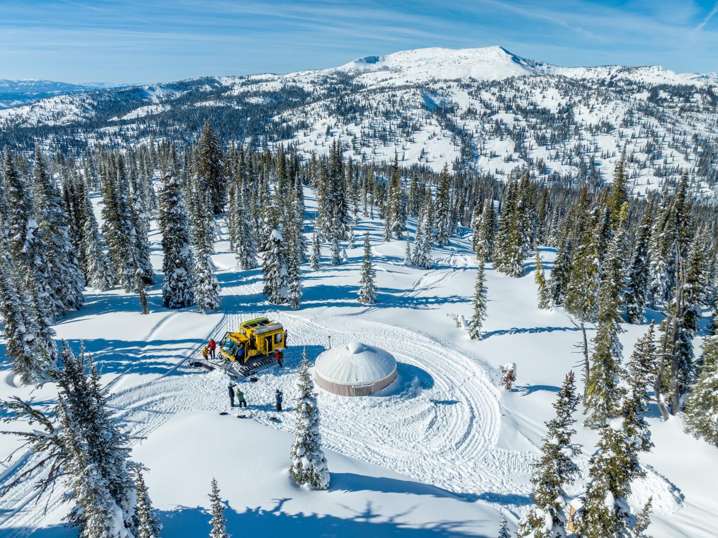 aerial photo cat skiing