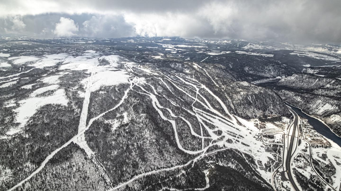 aeriel view of mountains