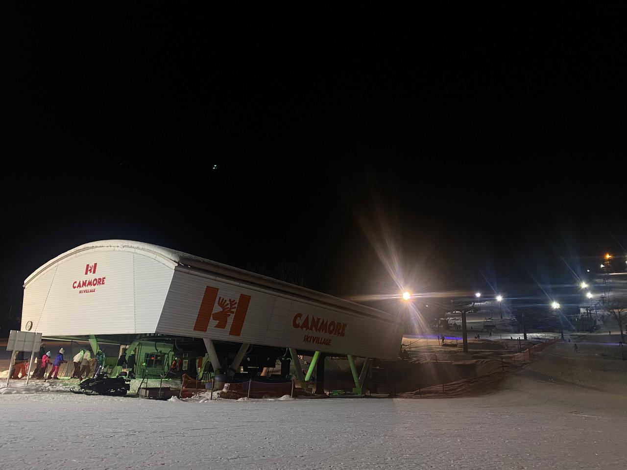canmore lift night
