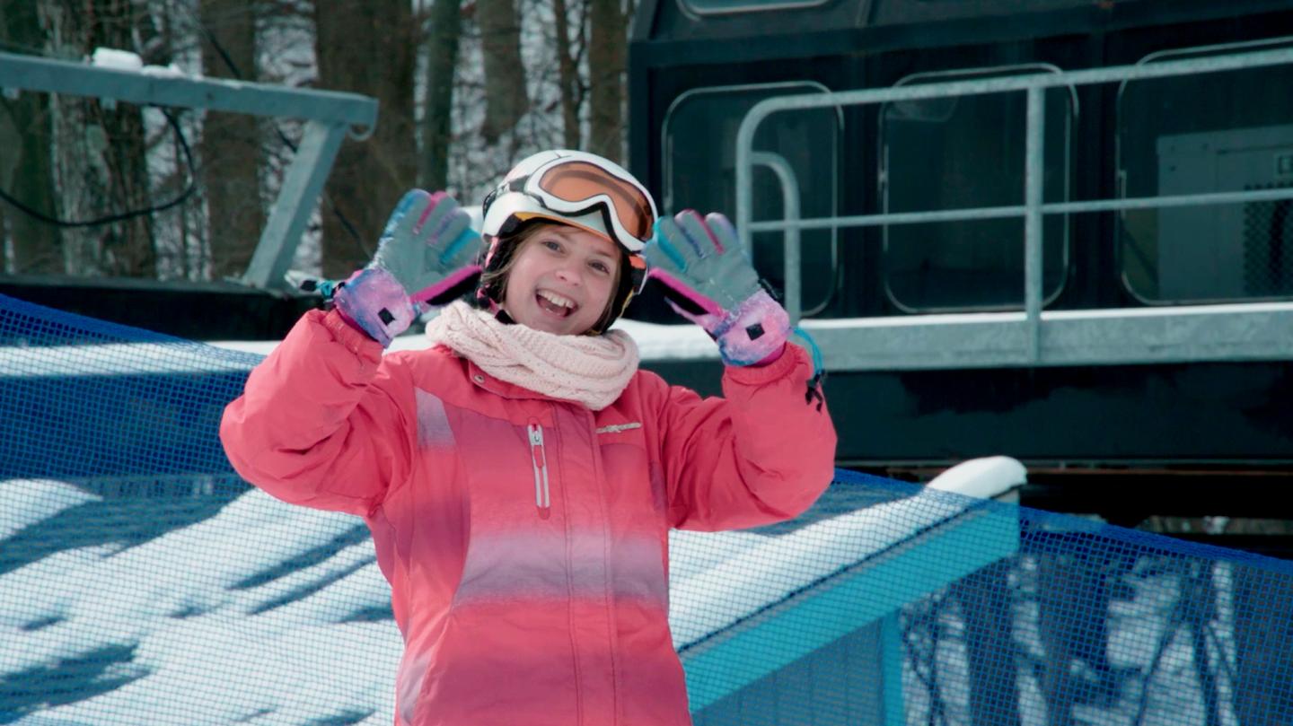 kid having fun and skiing at Winter4Kids in NJ