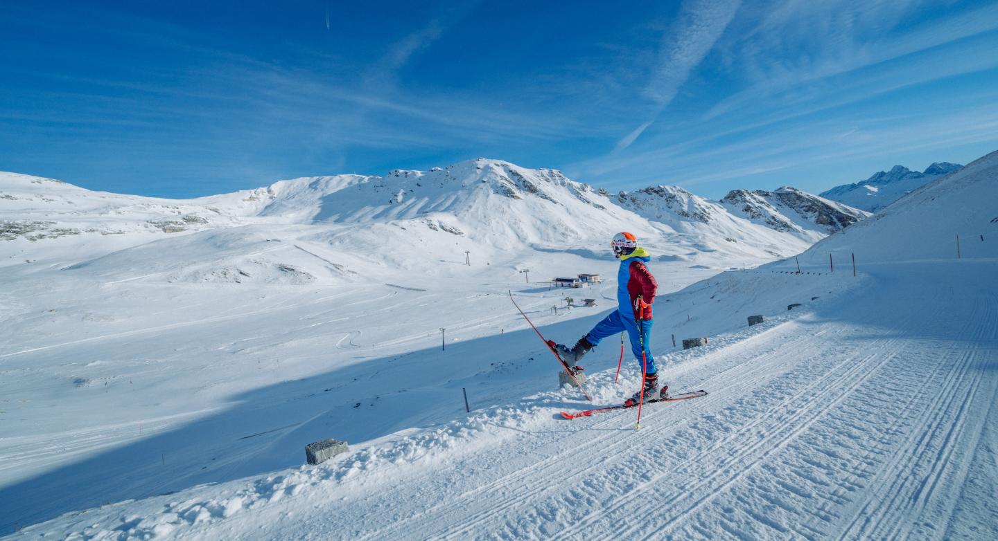 landscape of Skigebiet Heiligenblut-Großglockner with a man looking at the view